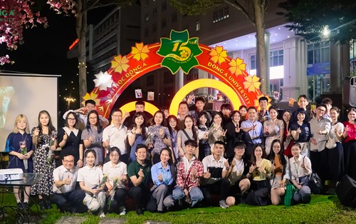 Tổng kết đêm văn nghệ tháng 4 chủ đề "Ca khúc nhạc phim Hoa ngữ kinh điển" của Khoa Ngôn ngữ và Văn hoá Trung Quốc