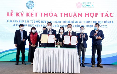 Ký hợp tác triển khai các hoạt động đối ngoại nhân dân giai đoạn 2022 - 2025