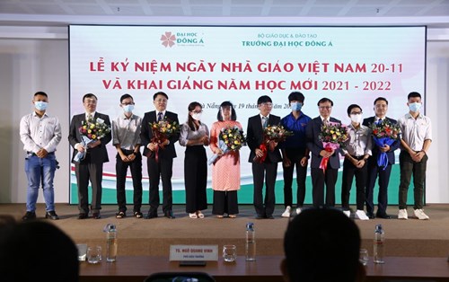 Nhiều hoạt động ý nghĩa kỷ niệm Ngày Nhà giáo Việt Nam, khai giảng năm học mới