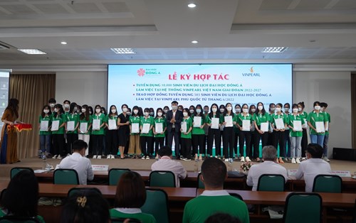 Vinpearl sẽ tuyển dụng 10.000 sinh viên du lịch Đại học Đông Á